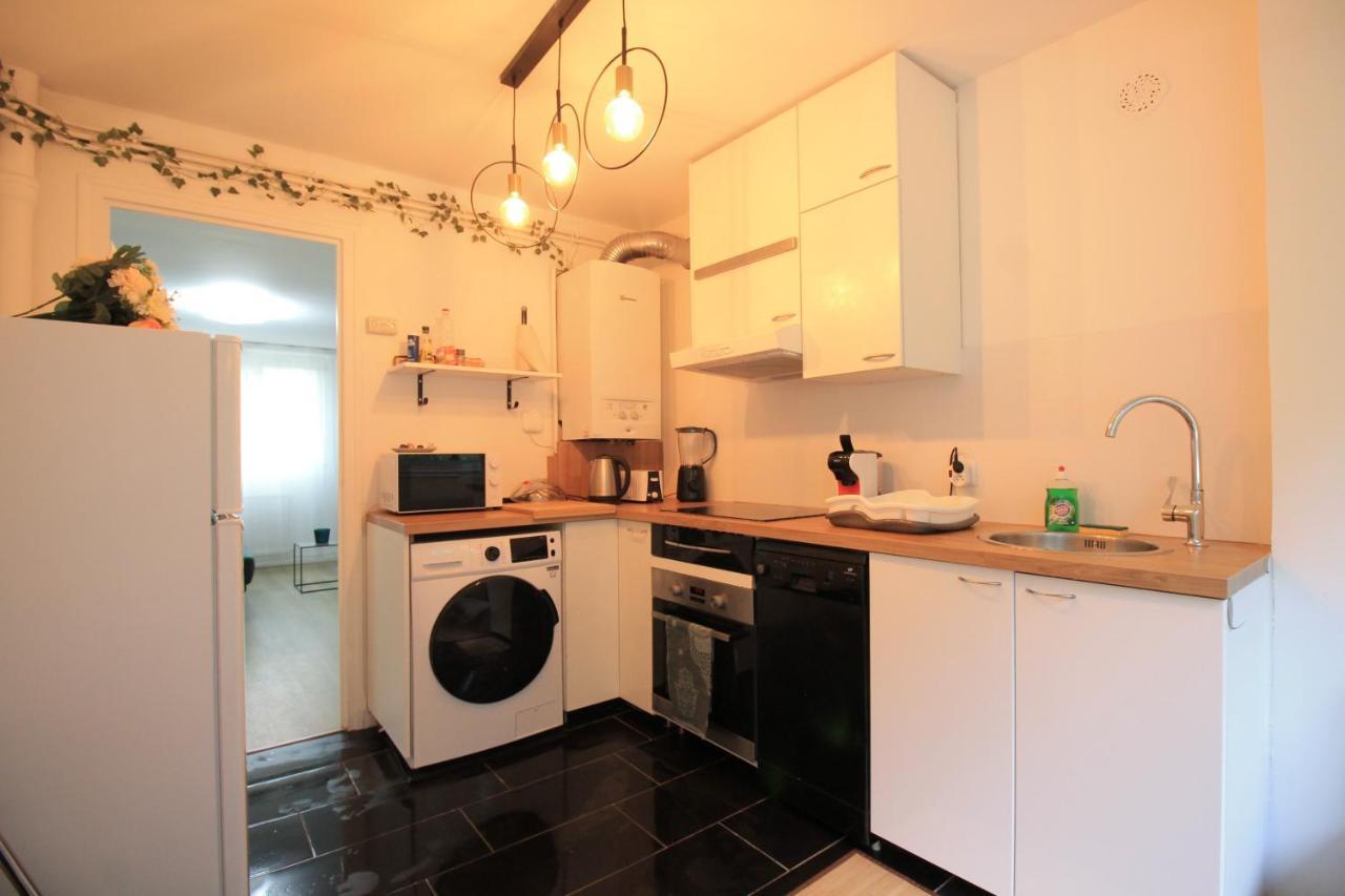 Derniere Reservations Avant Indisponibilite En Septembre Pour 12 Mois, Illimites Jacuzzi Spa Bain A Remous Interieur, Sauna Interieur, Parking Reserve, Vue Et Acces Parc, Prestations Uniques, 1Er Etage Corbeil-Essonnes Exterior photo