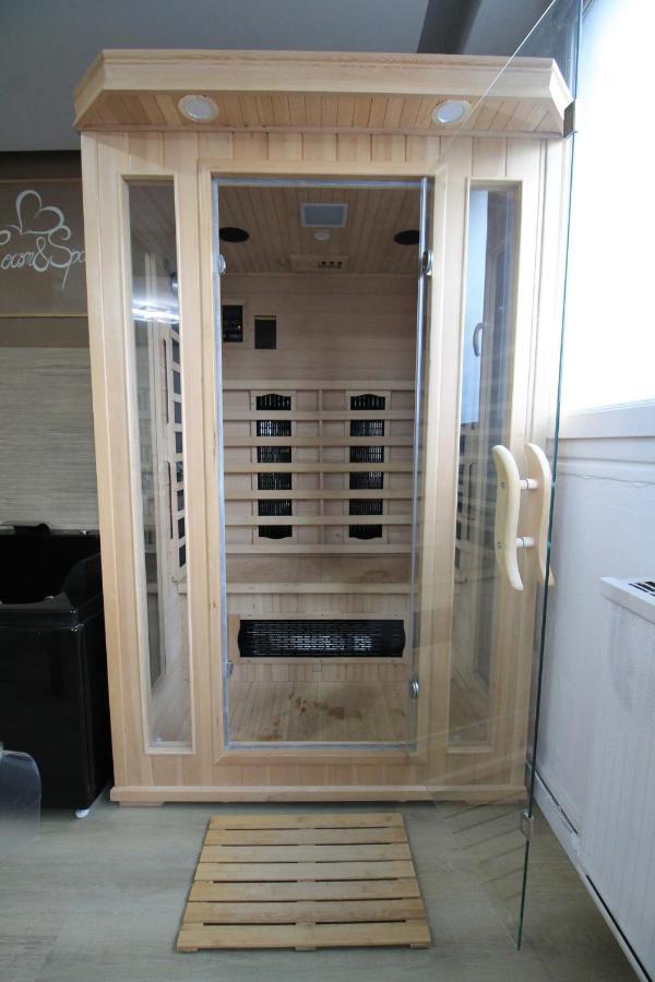 Derniere Reservations Avant Indisponibilite En Septembre Pour 12 Mois, Illimites Jacuzzi Spa Bain A Remous Interieur, Sauna Interieur, Parking Reserve, Vue Et Acces Parc, Prestations Uniques, 1Er Etage Corbeil-Essonnes Exterior photo