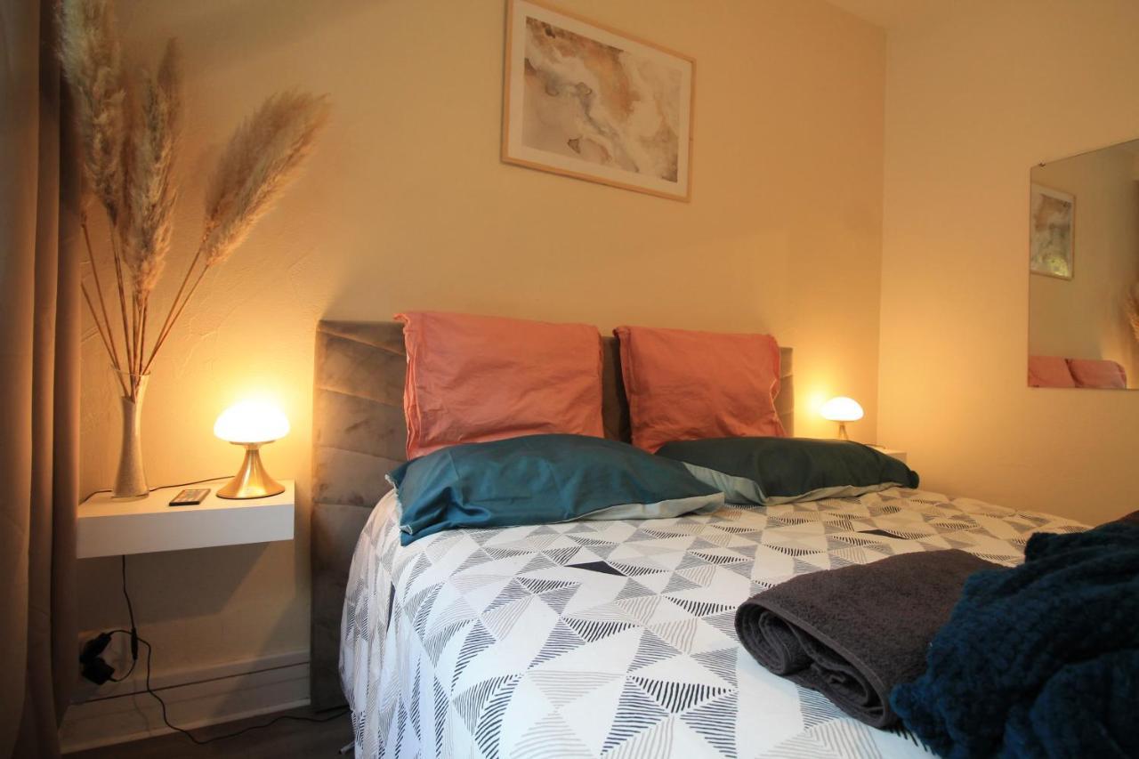 Derniere Reservations Avant Indisponibilite En Septembre Pour 12 Mois, Illimites Jacuzzi Spa Bain A Remous Interieur, Sauna Interieur, Parking Reserve, Vue Et Acces Parc, Prestations Uniques, 1Er Etage Corbeil-Essonnes Exterior photo
